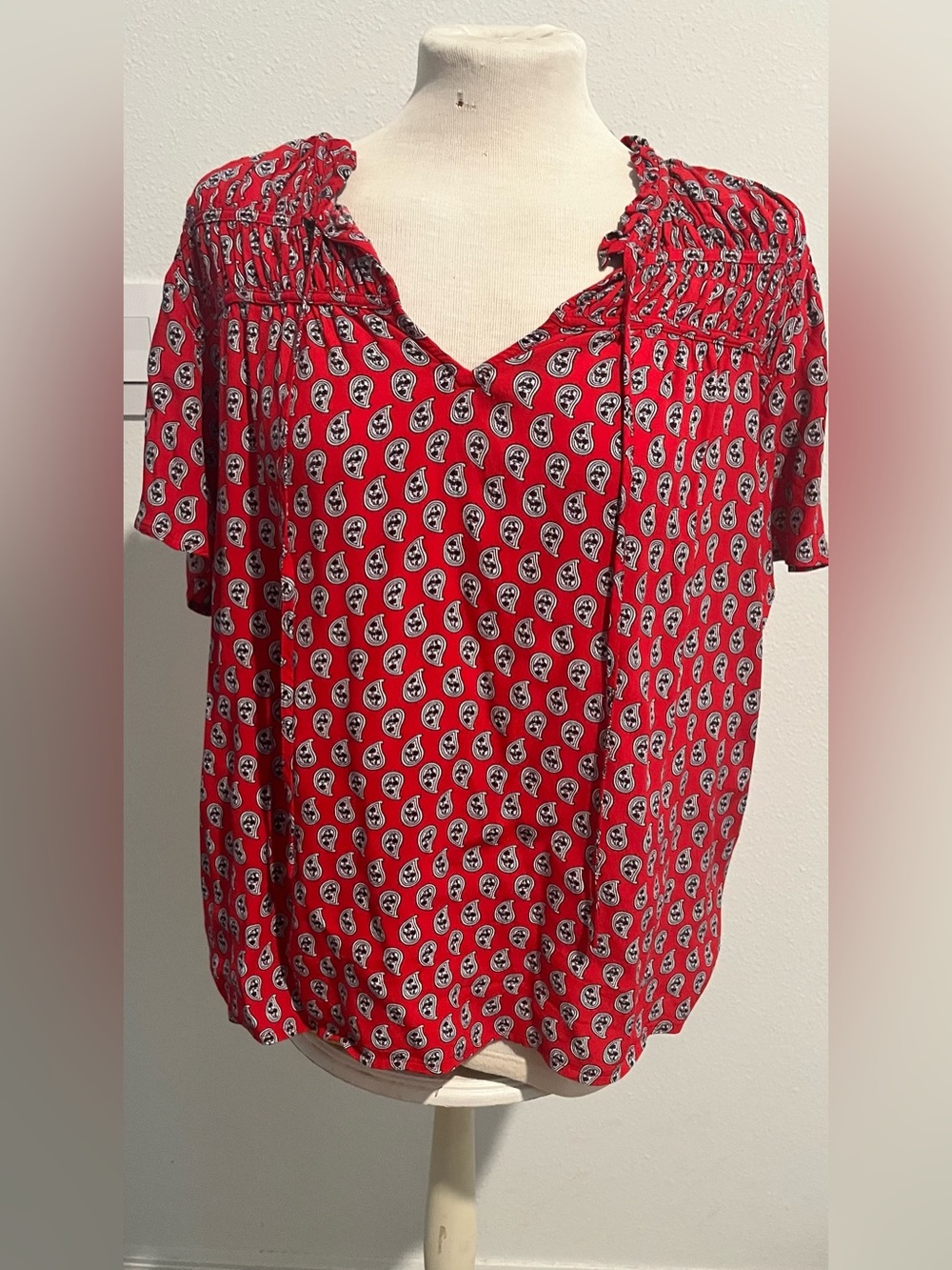 LOFT Ruched Ruffle Tie Neck Blouse in Red and Navy